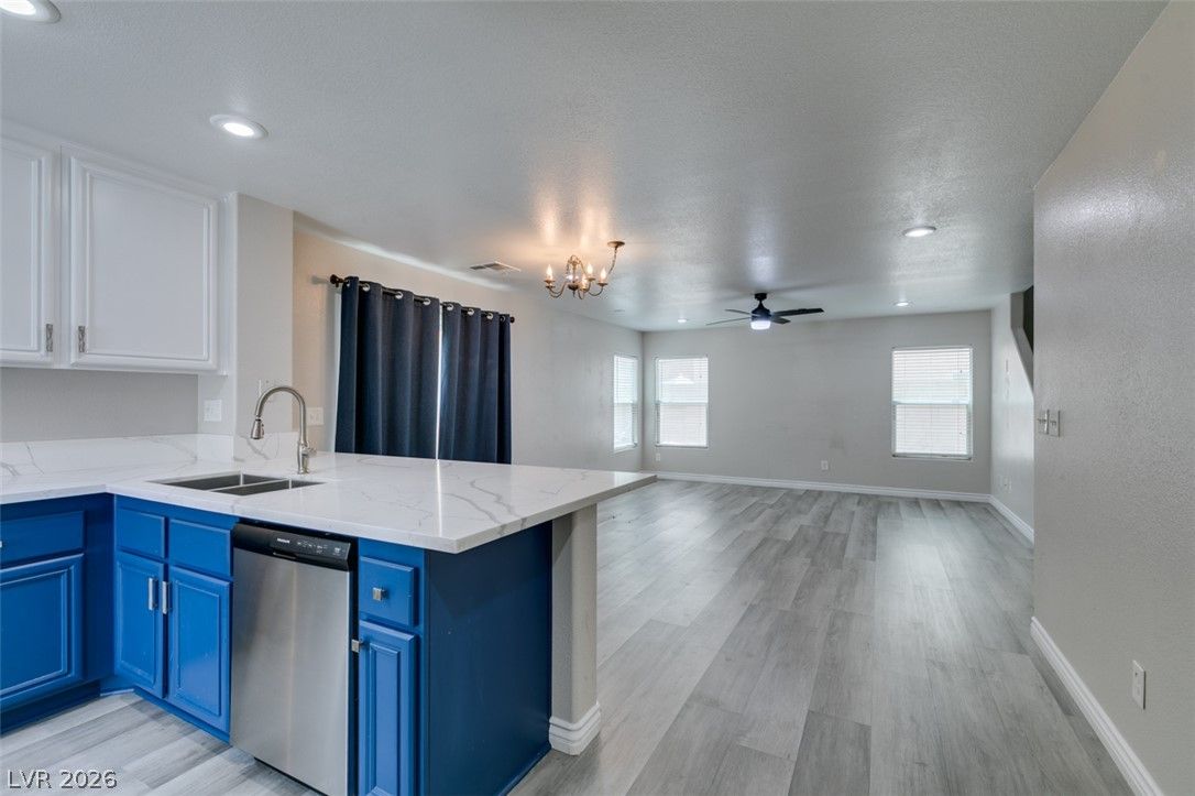 1141 Orange Meadow Street — photo 4