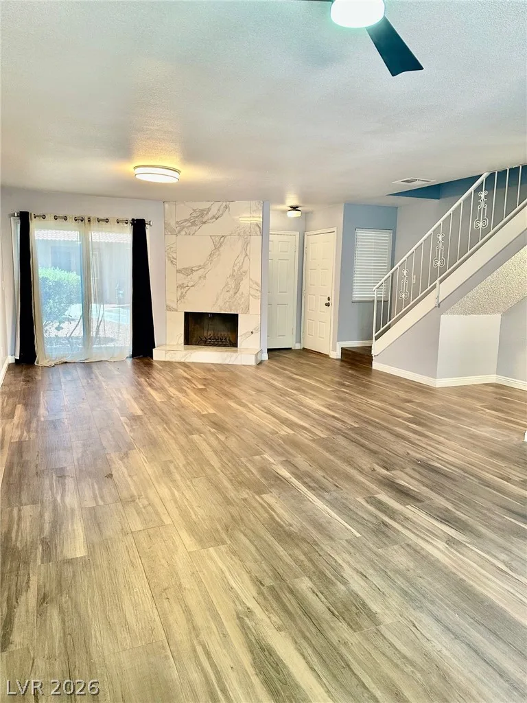 3384 Matvay Street — photo 4