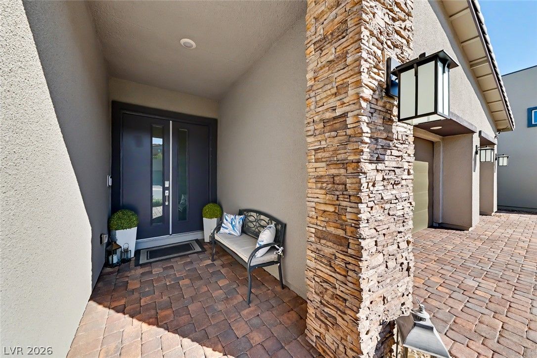 9 Charlotte Ridge Place — photo 3