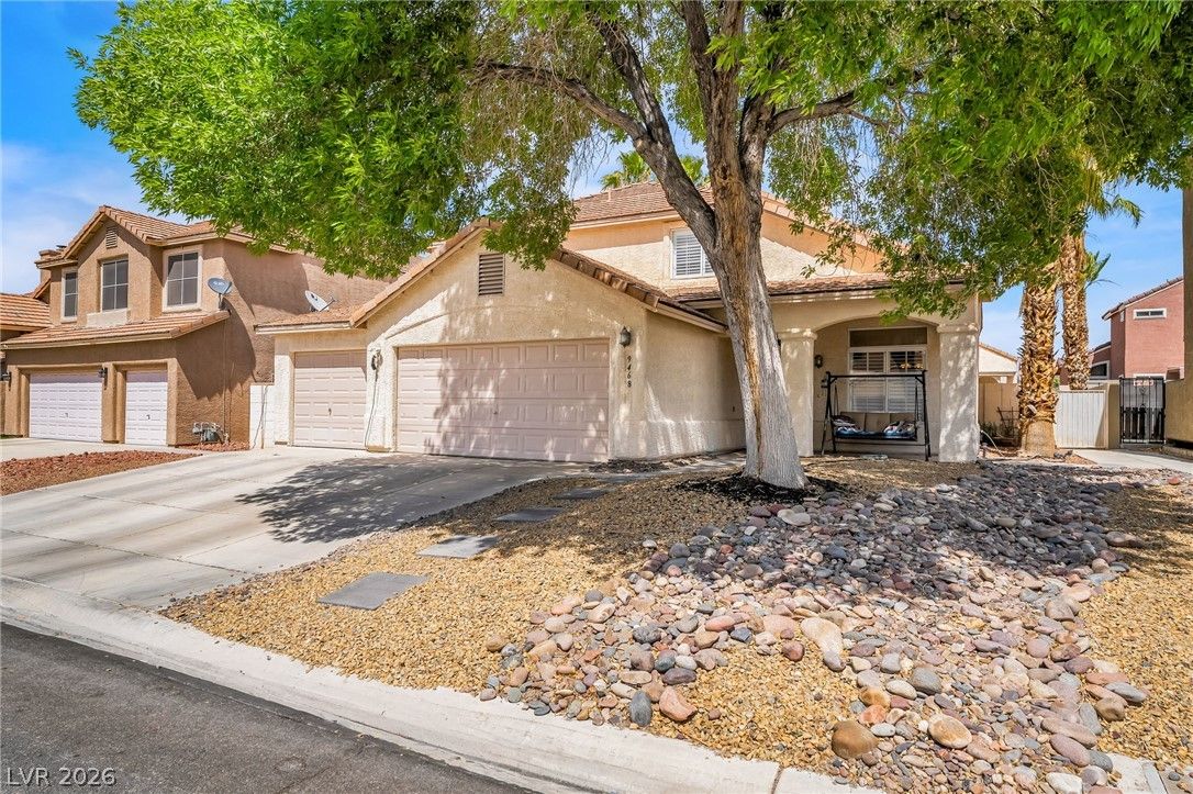 9468 Coral Shine Court — photo 4