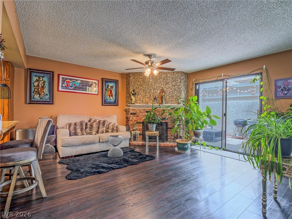 505 Westridge Drive — photo 5 of 18