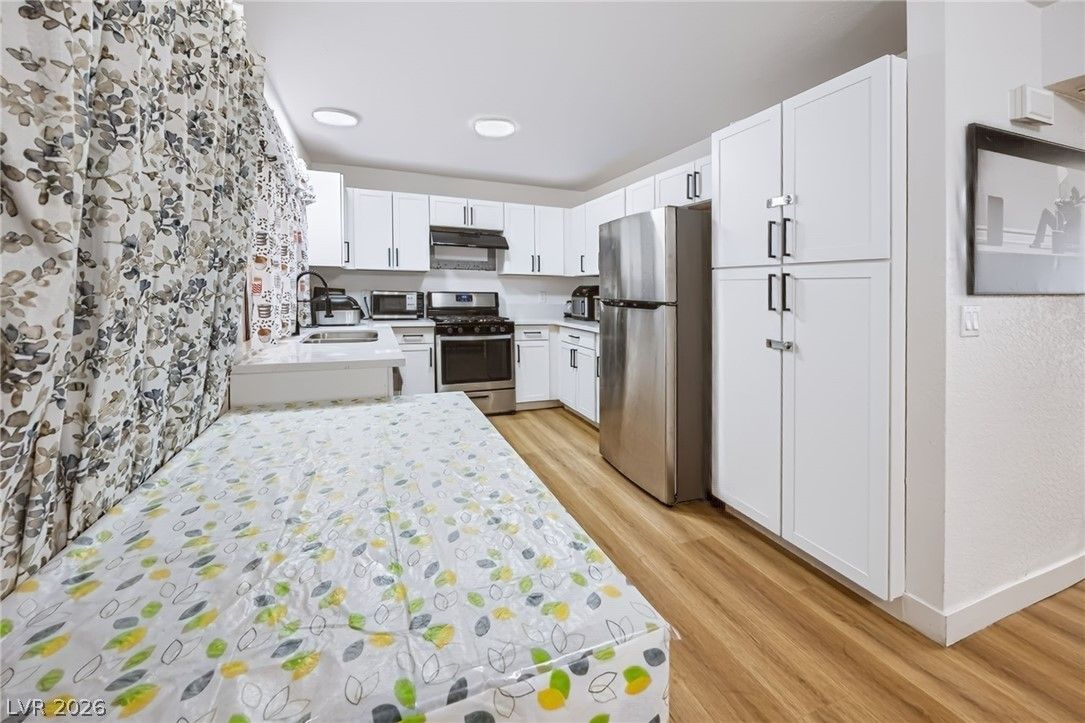 7187 Enterprise Drive — photo 2