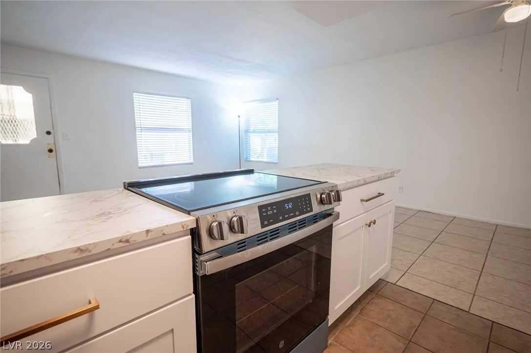 1428 Lorilyn Avenue 3 — photo 5