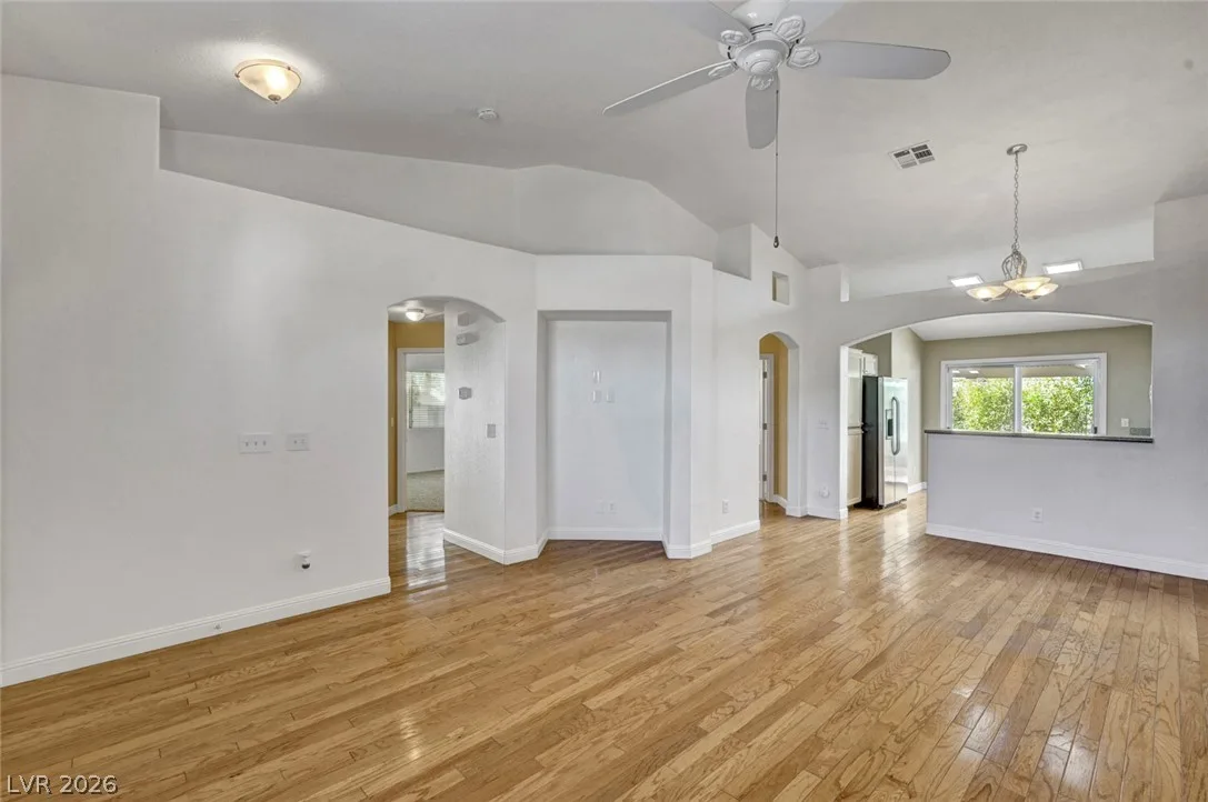 7913 Pottery Creek Drive — photo 5