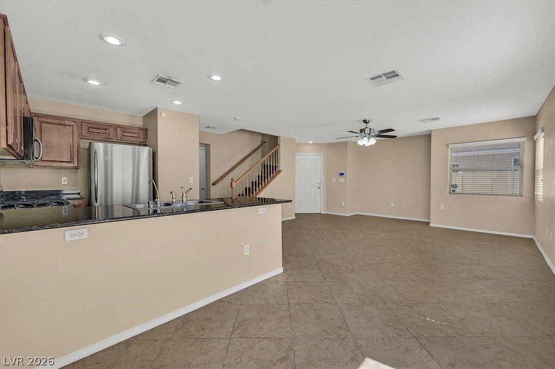 5732 Rose Tiara Drive — photo 5 of 28