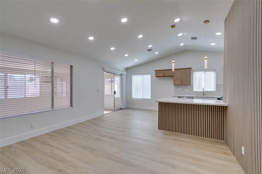 5574 Ballinger Drive — photo 4
