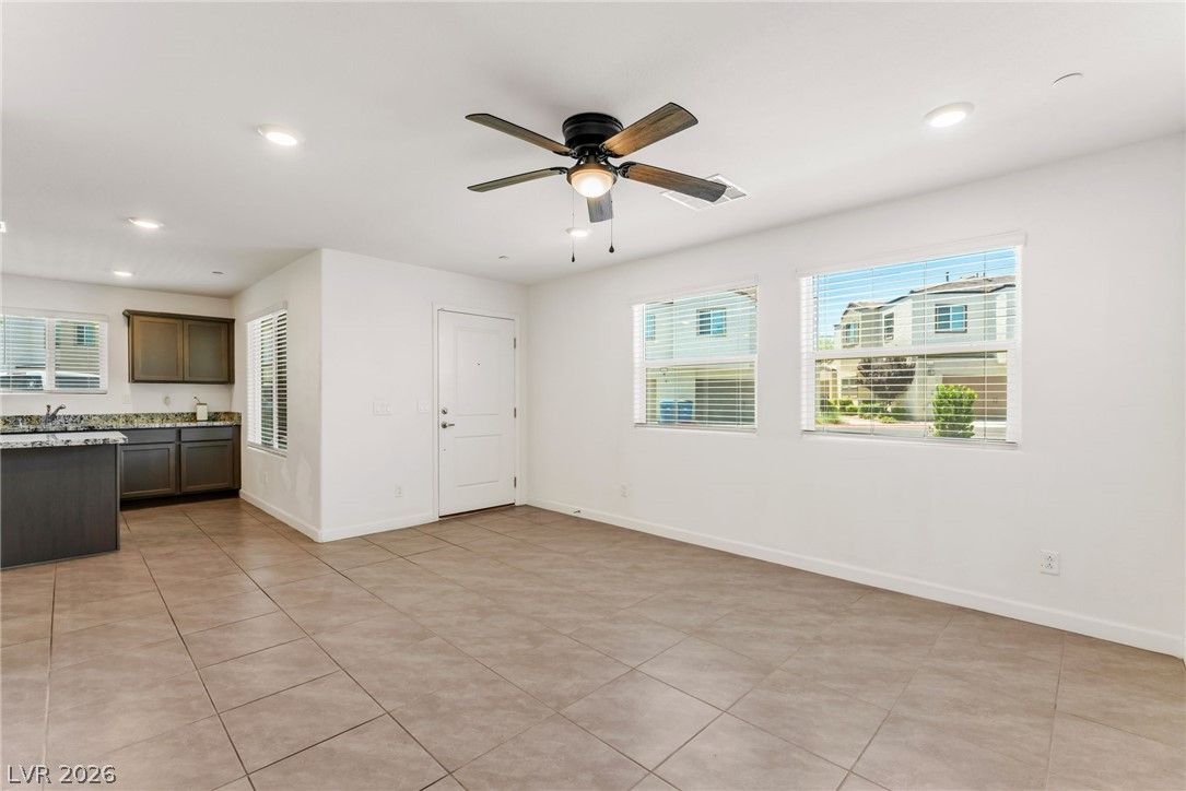 3545 Golden Chariot Ave — photo 5 of 22