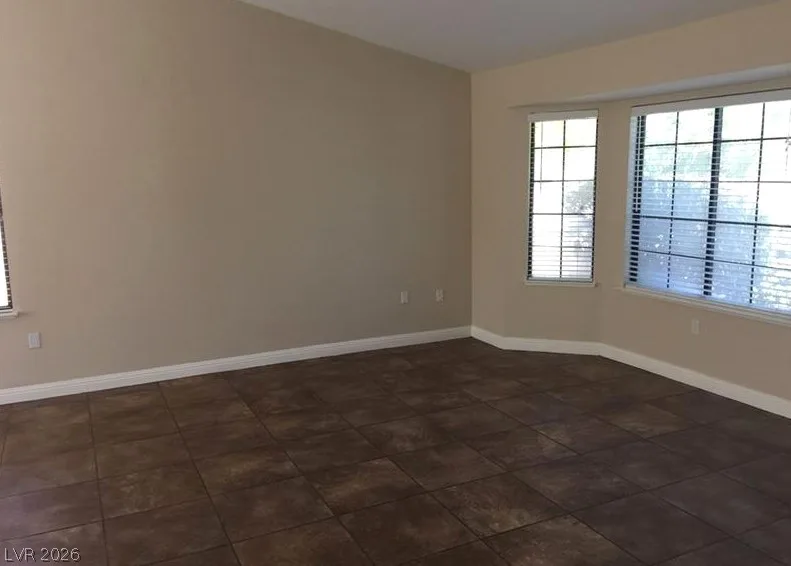 6829 Laredo — photo 4