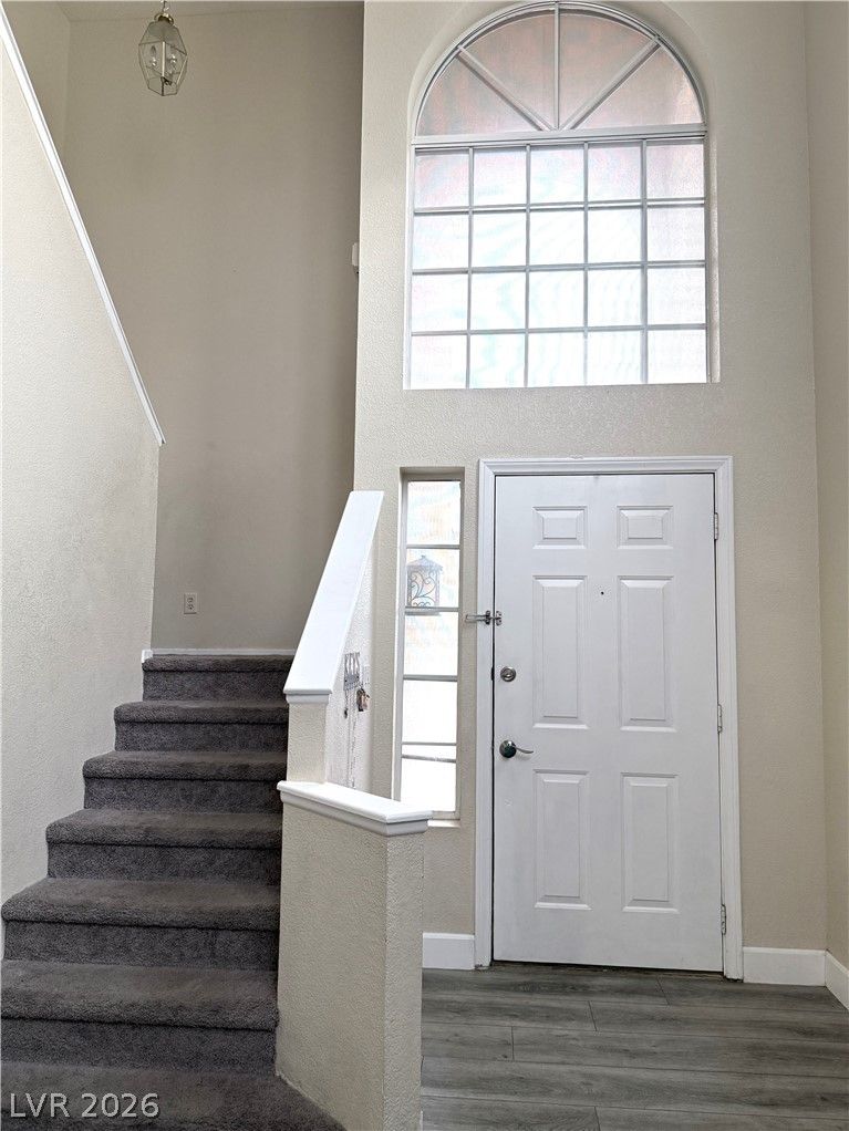 425 Cherry Meadows Court — photo 2 of 29