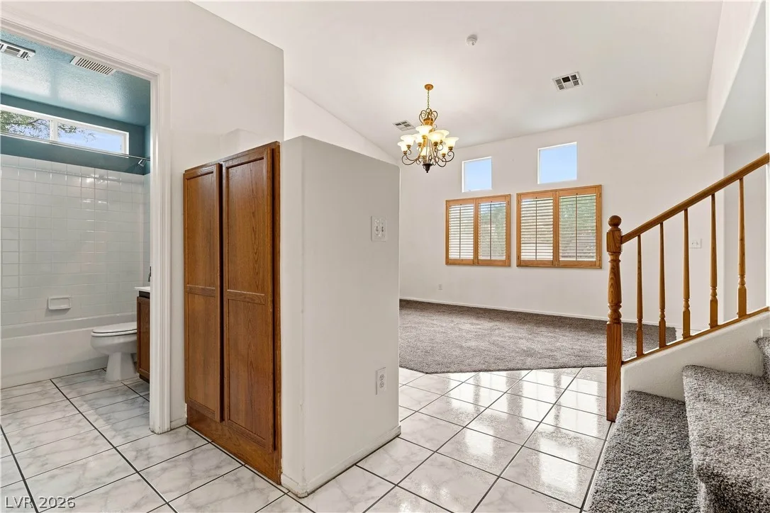 10625 AMBLEWOOD Avenue na — photo 4