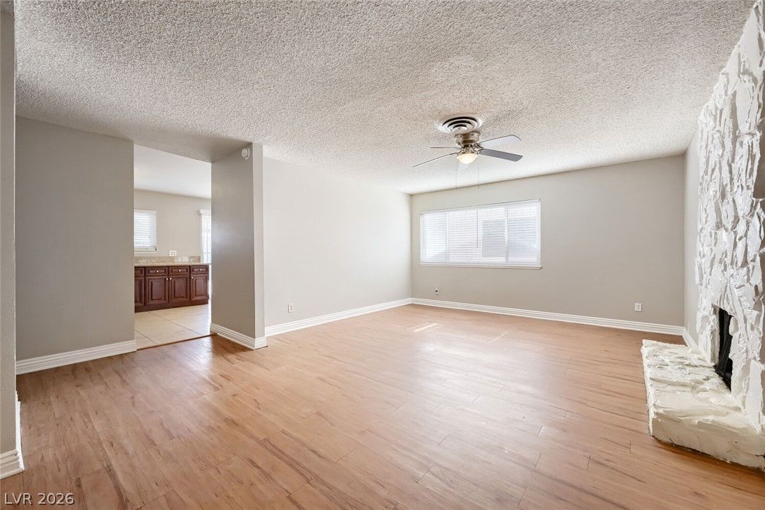 6321 Portola Road — photo 3