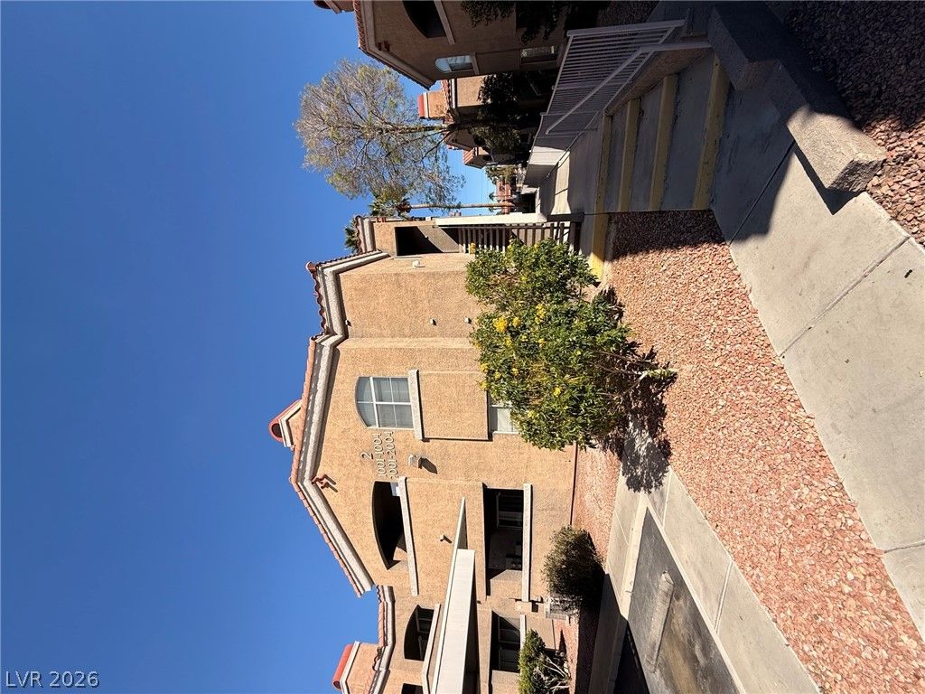 5525 West Flamingo Road 1003 — photo 2