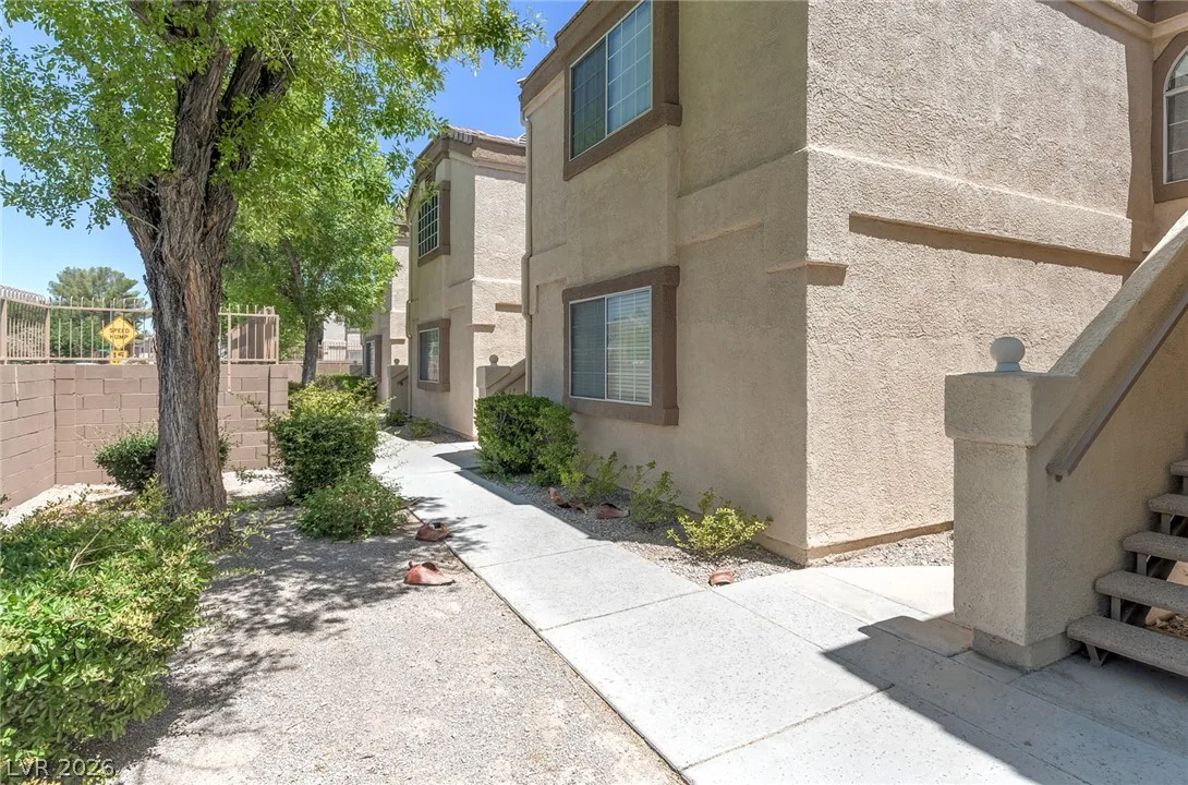 3613 Shawn Reynolds Court 201 — photo 2