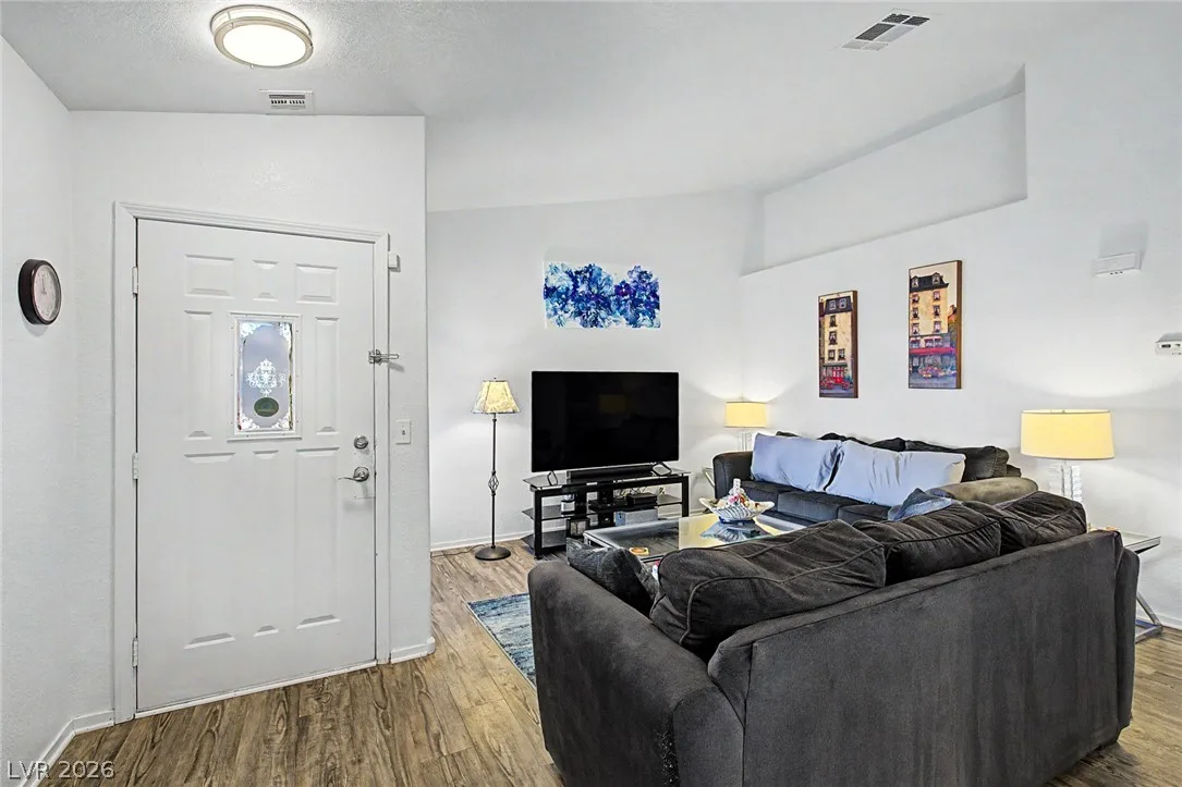 3613 Shawn Reynolds Court 201 — photo 3