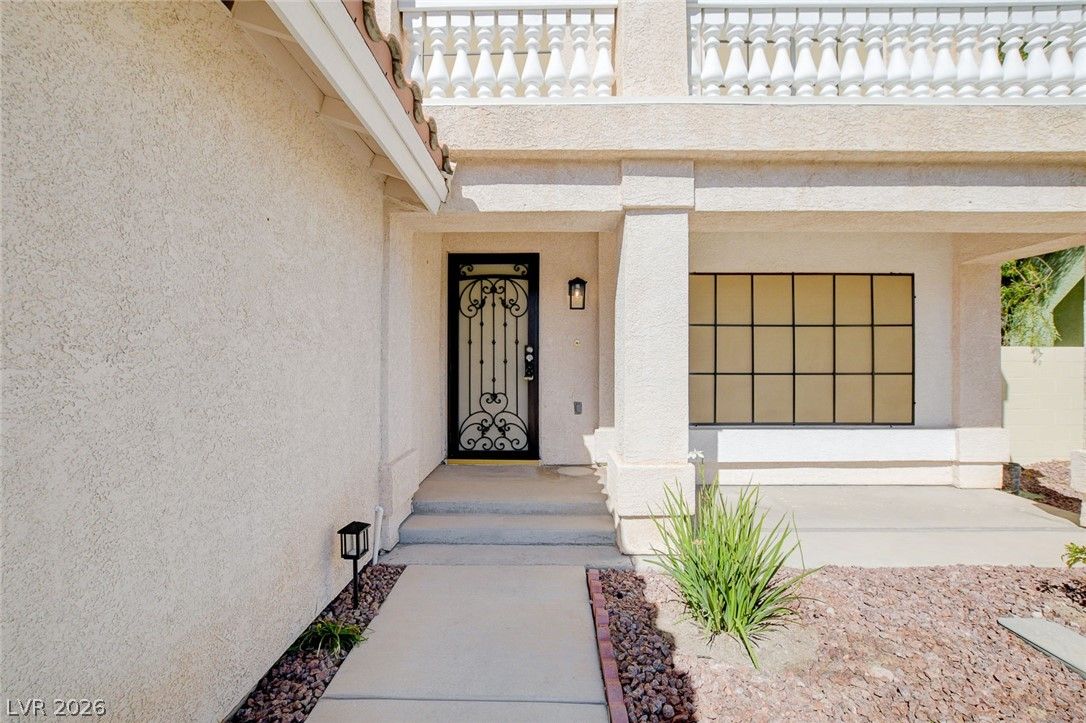 432 Staghorn Pass Avenue — photo 4