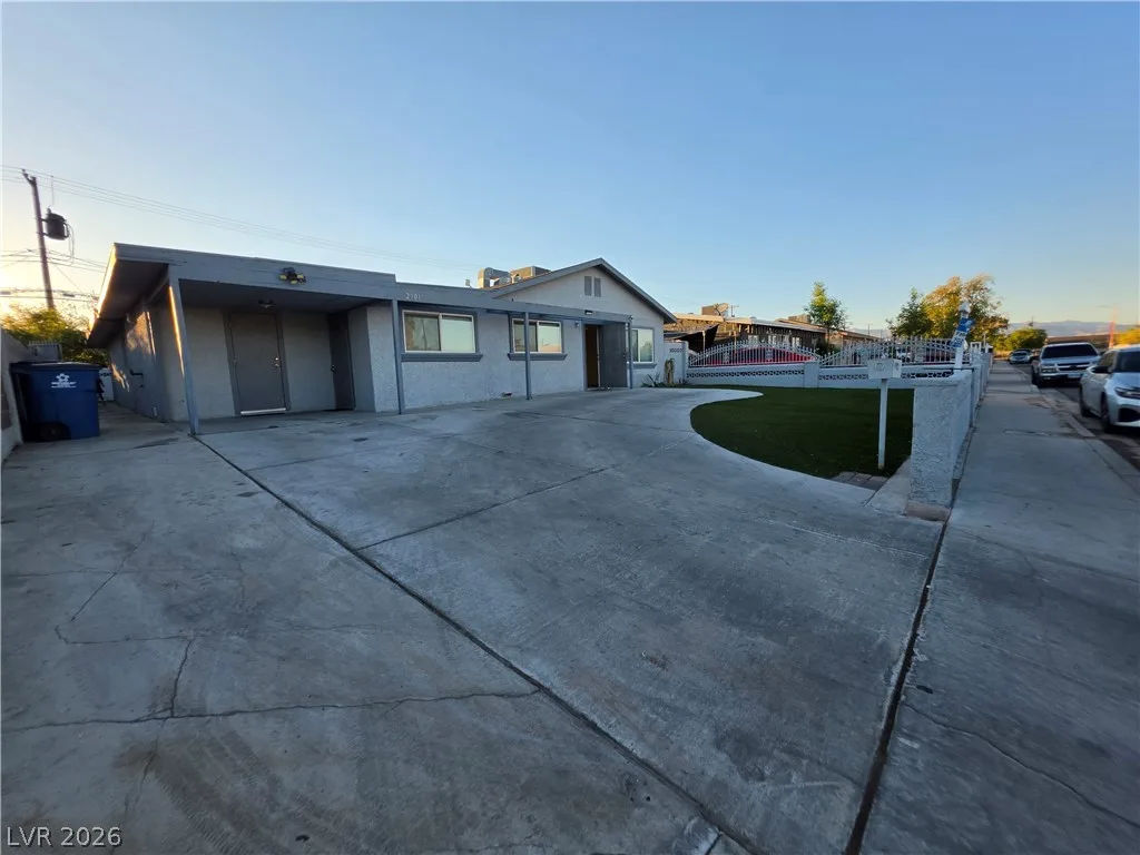 2901 Caney Street — photo 2
