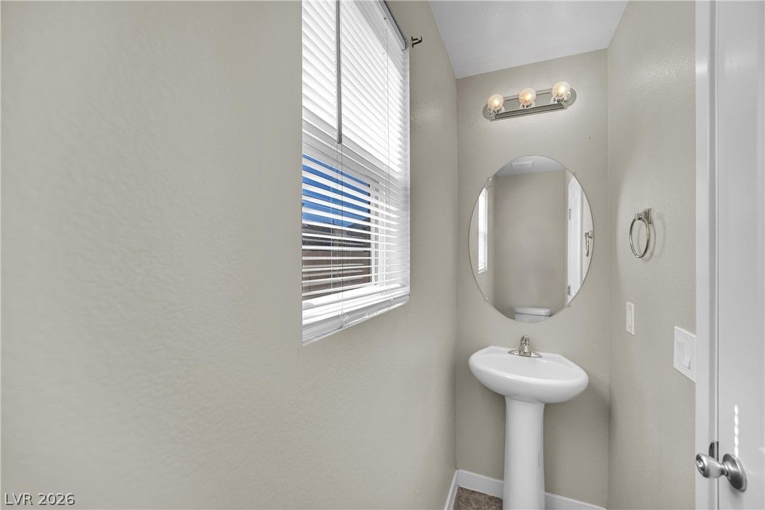 3636 Via Del Robles Avenue — photo 4