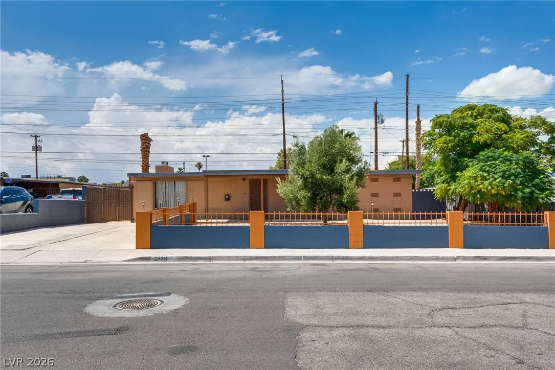 2773 Talbot Street — photo 3