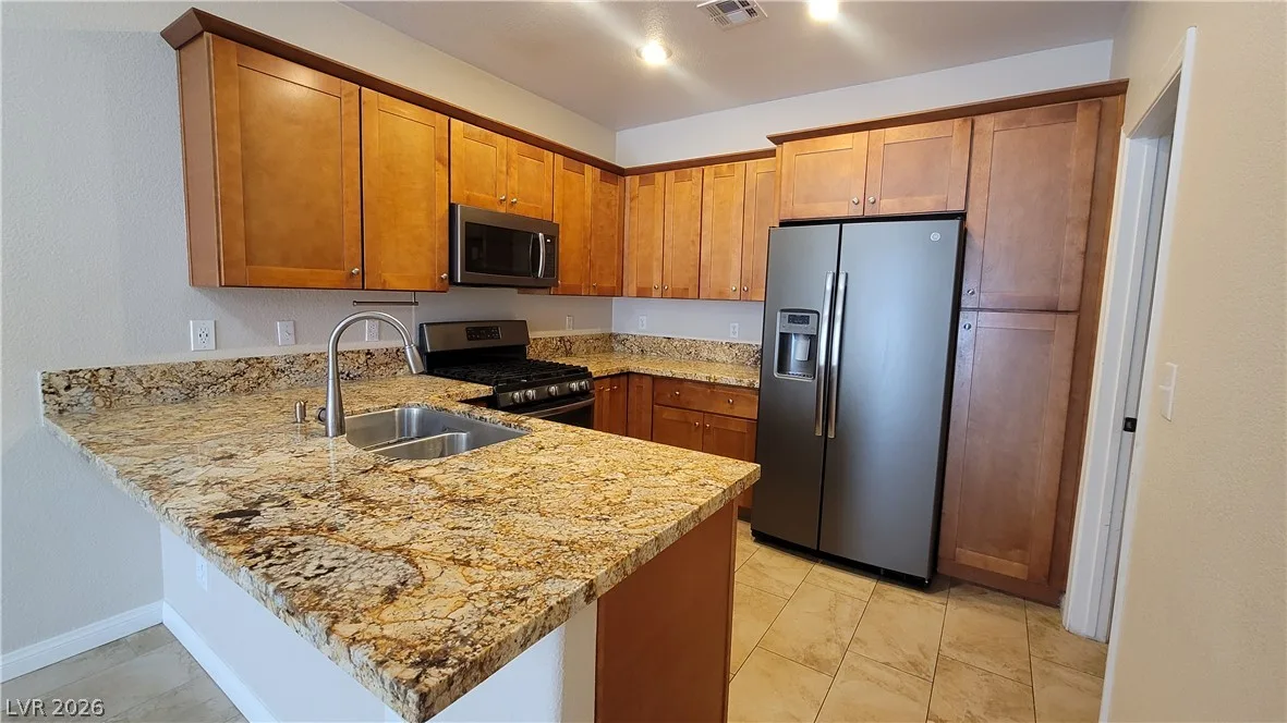 1109 Scenic Crest Drive — photo 5