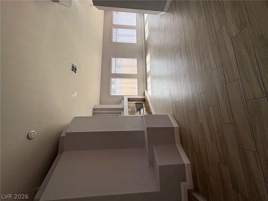 8727 Stockholm Avenue — photo 3