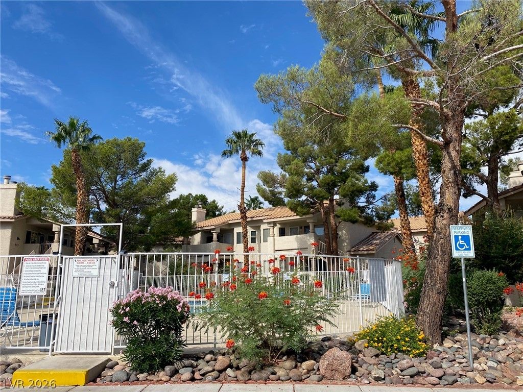 900 Boulder Springs Drive 101 — photo 3