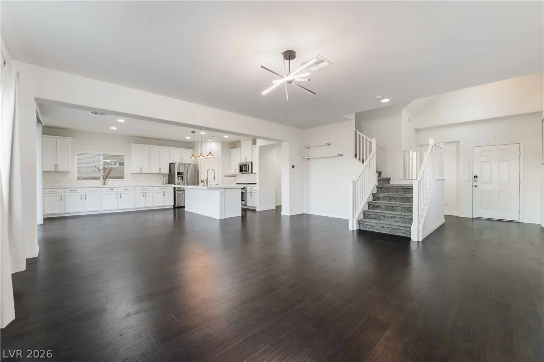 6462 ESTRELLA HILLS Avenue — photo 4