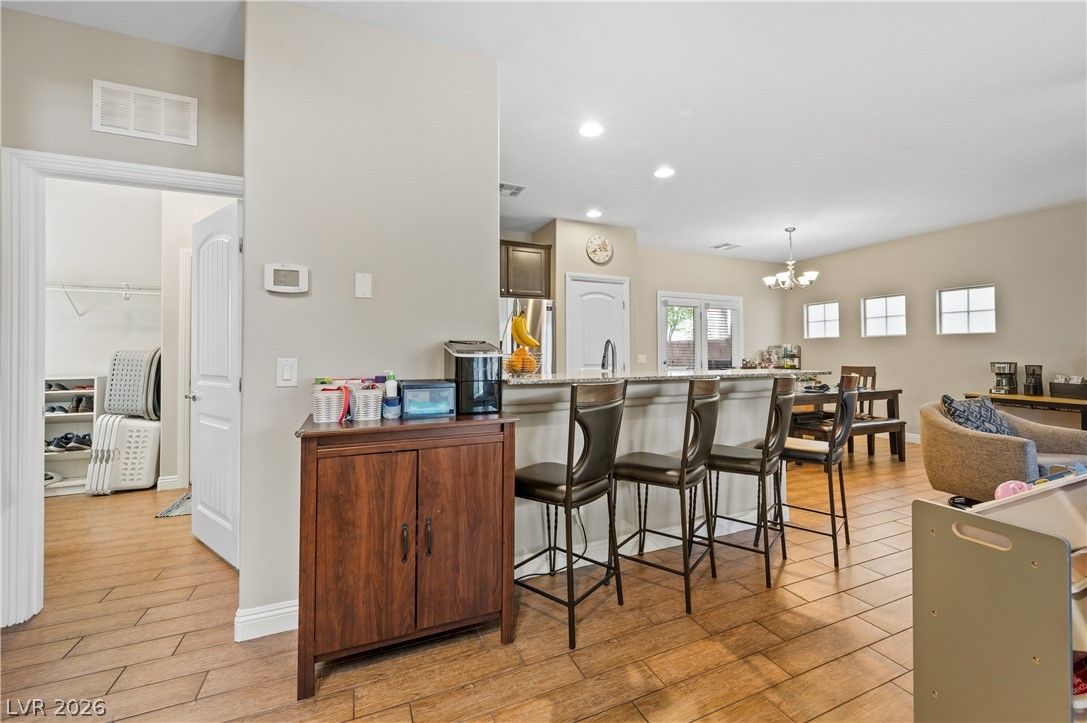 9590 Greensburg Avenue — photo 4 of 34