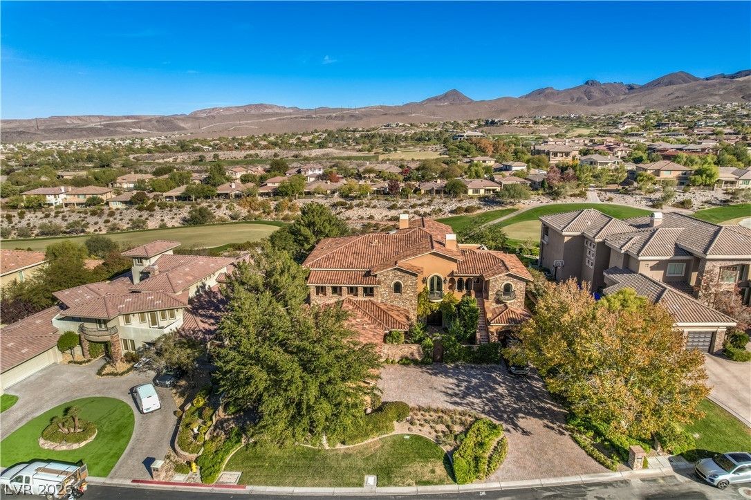 16 Anthem Pointe Court — photo 2