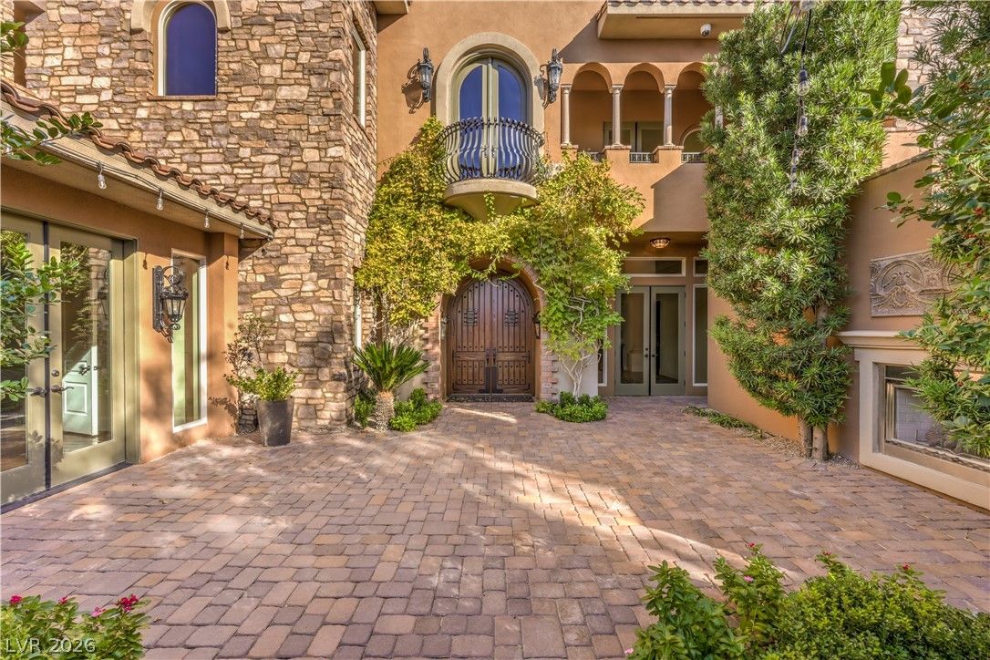 16 Anthem Pointe Court — photo 4