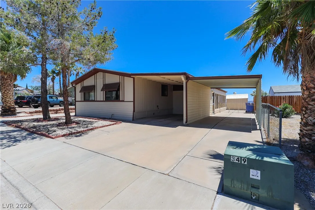 1737 Red Mountain Drive — photo 3