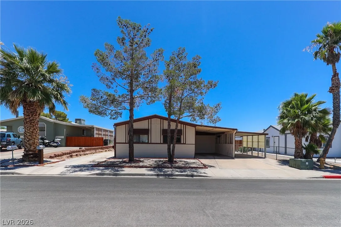 1737 Red Mountain Drive — photo 4