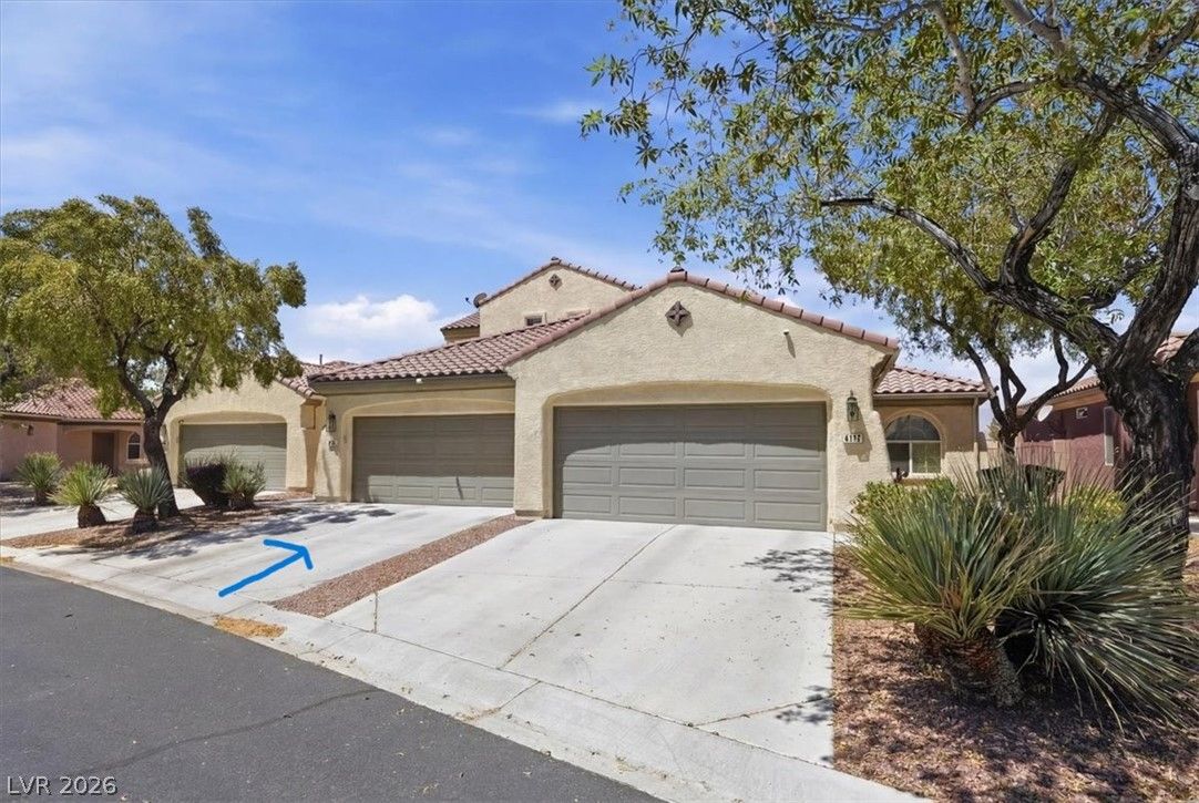 8709 Echo Grande Drive — photo 2