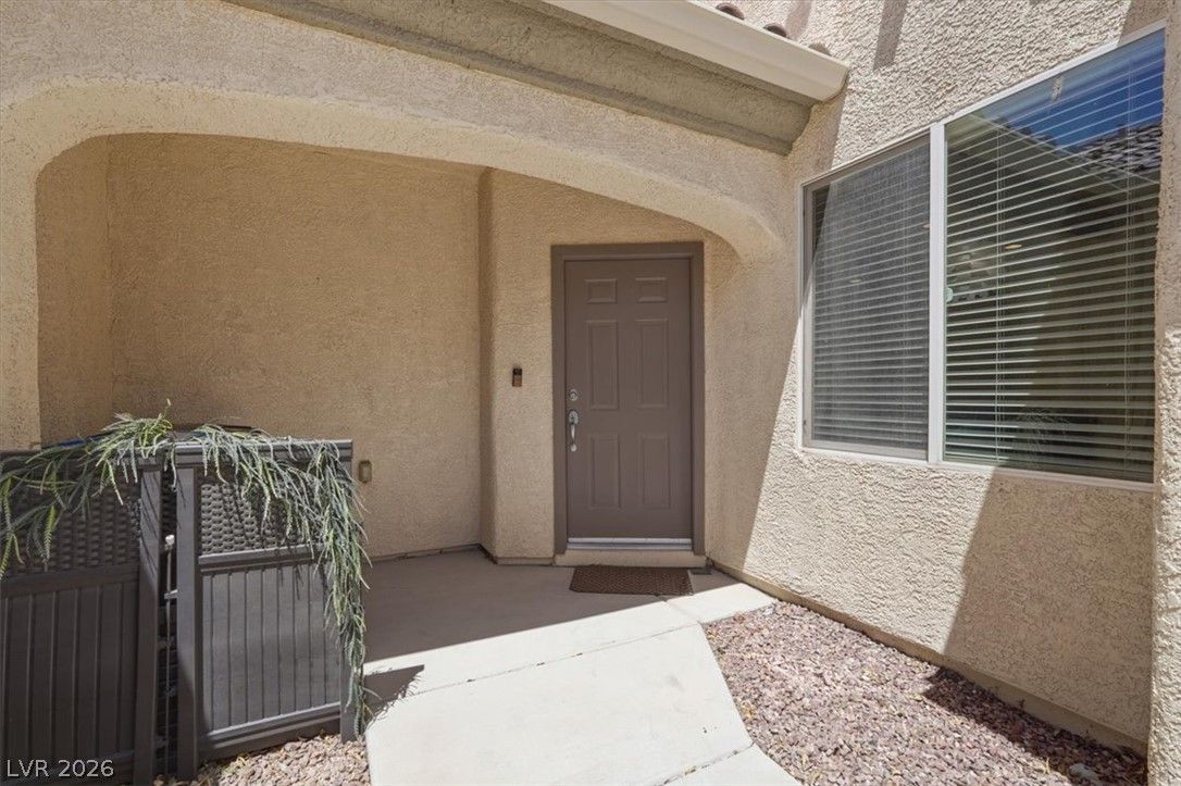 8709 Echo Grande Drive — photo 3