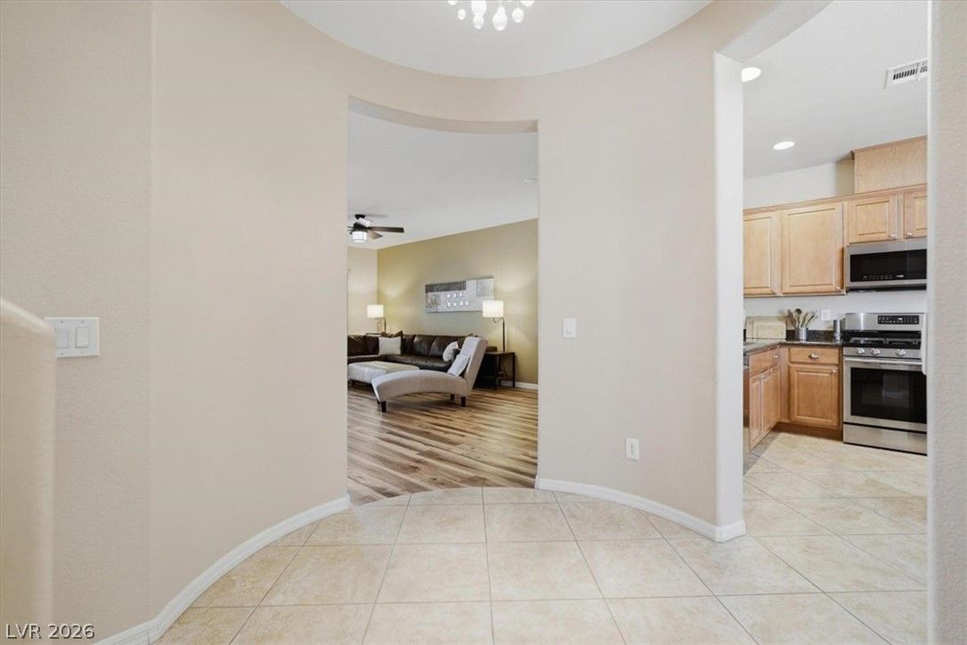 8709 Echo Grande Drive — photo 4