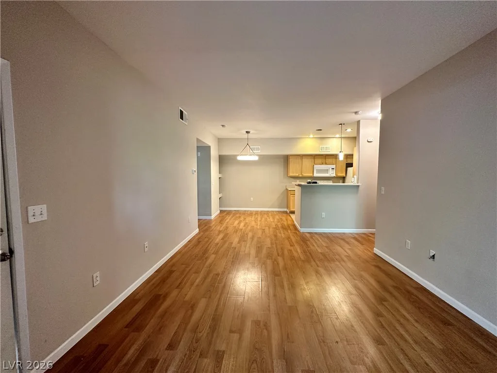 2615 West Gary Avenue 2007 — photo 5
