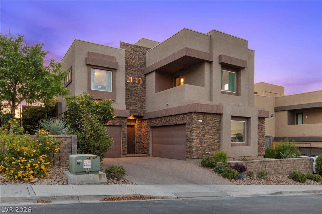 261 Crimson Edge Street — photo 2