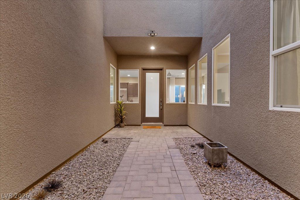 261 Crimson Edge Street — photo 5