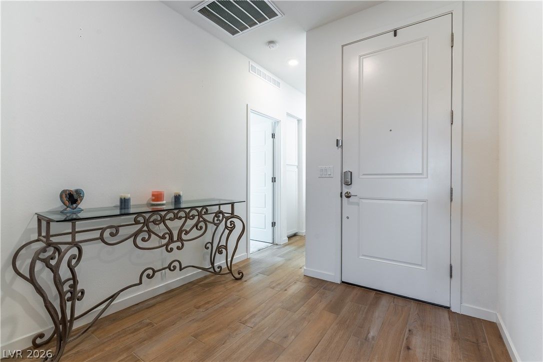 6020 East Drosetta Avenue — photo 5