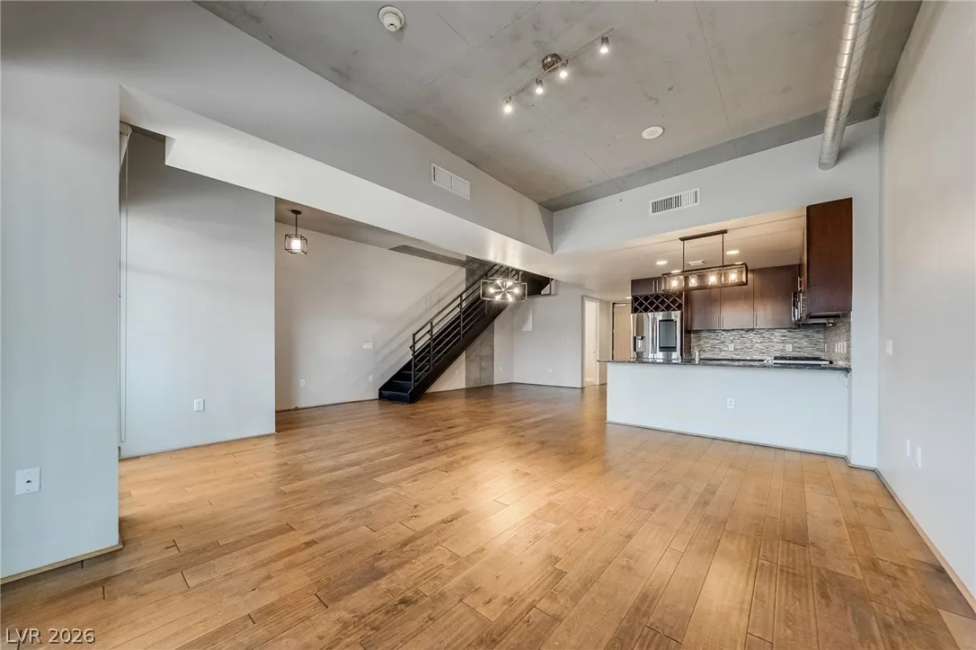 353 East Bonneville Avenue 123 — photo 3