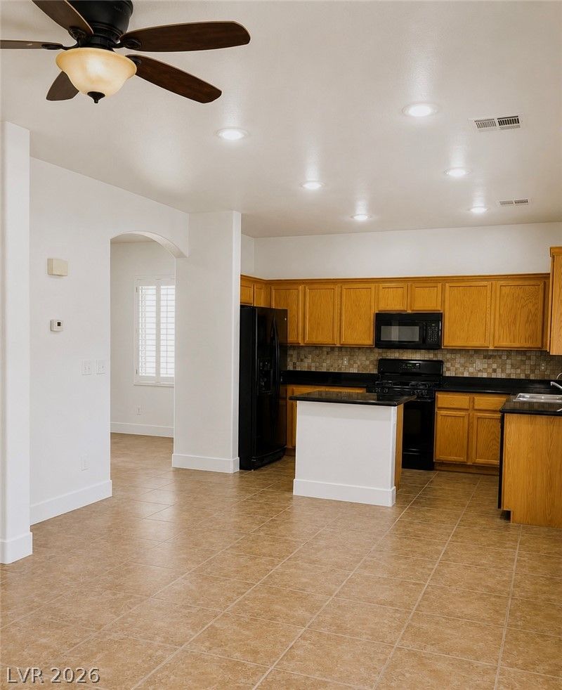916 Shining Rose Place — photo 3 of 6