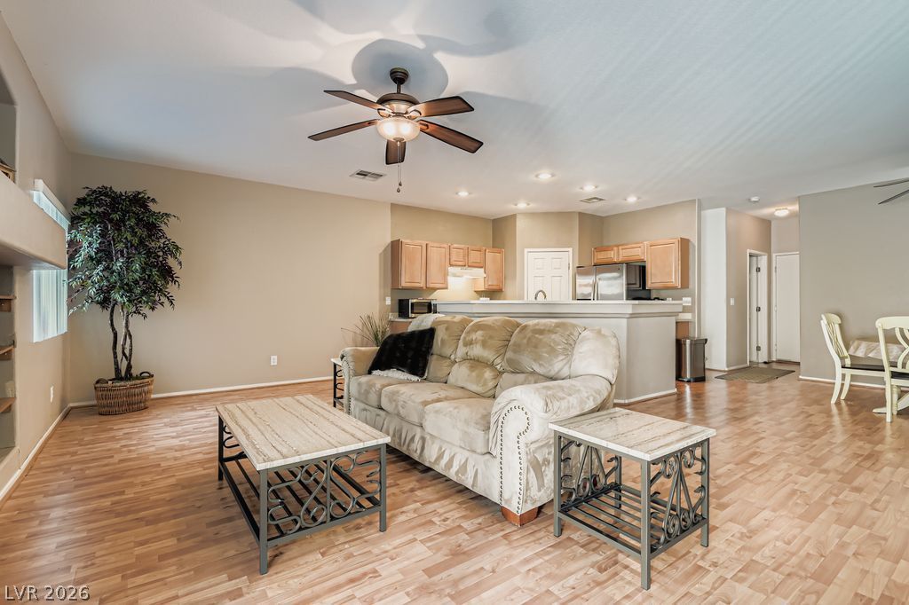 1586 Rusty Ridge Lane — photo 4 of 11