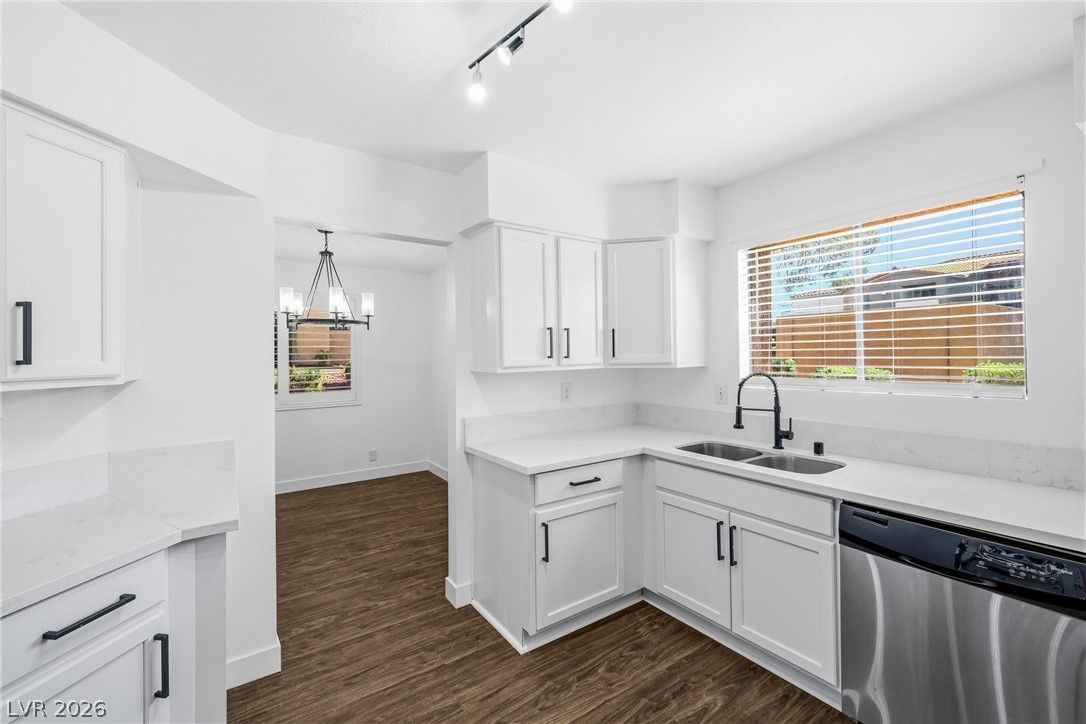3151 Soaring Gulls Drive 1060 — photo 4