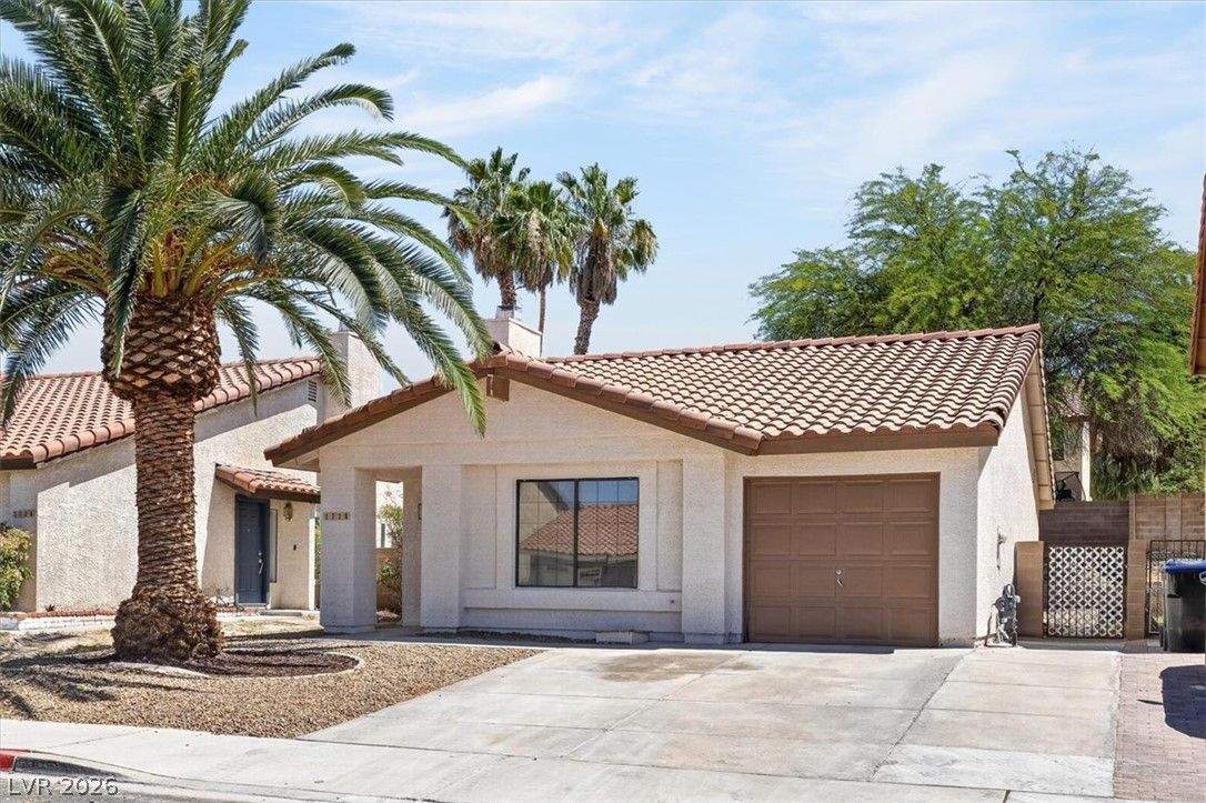 1728 Duarte Drive — photo 2 of 35