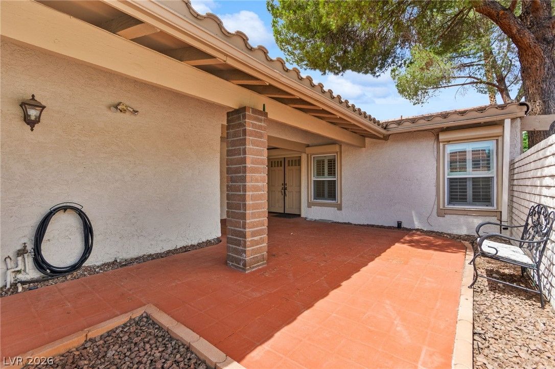 2400 Plaza Del Grande — photo 2