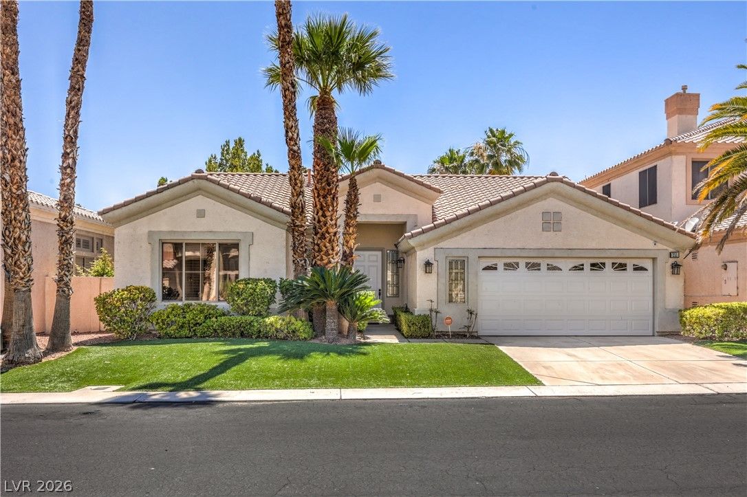 251 Cliff Valley Drive — photo 2