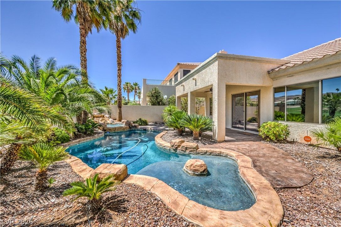 251 Cliff Valley Drive — photo 5