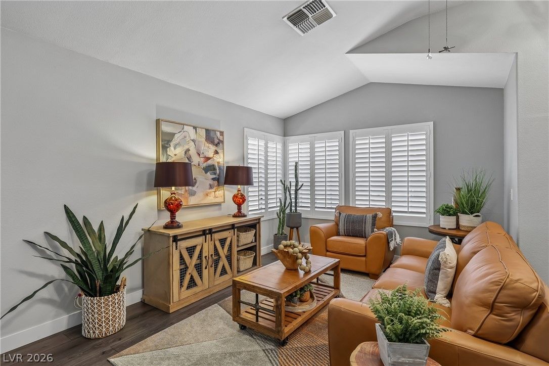 5216 Velazco Lane — photo 3