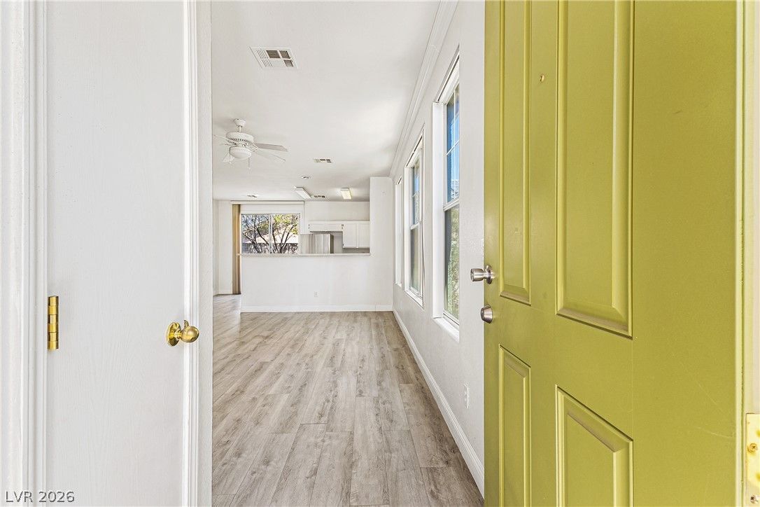2520 Bottle Palm Court — photo 4