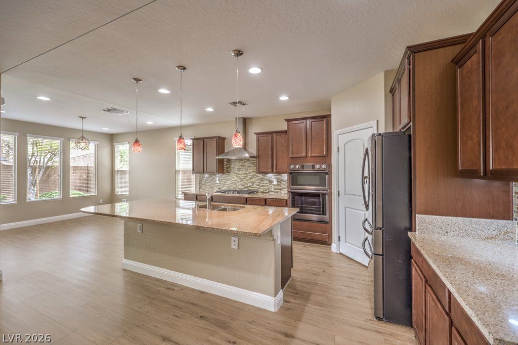 9476 Chandler Springs Avenue — photo 4