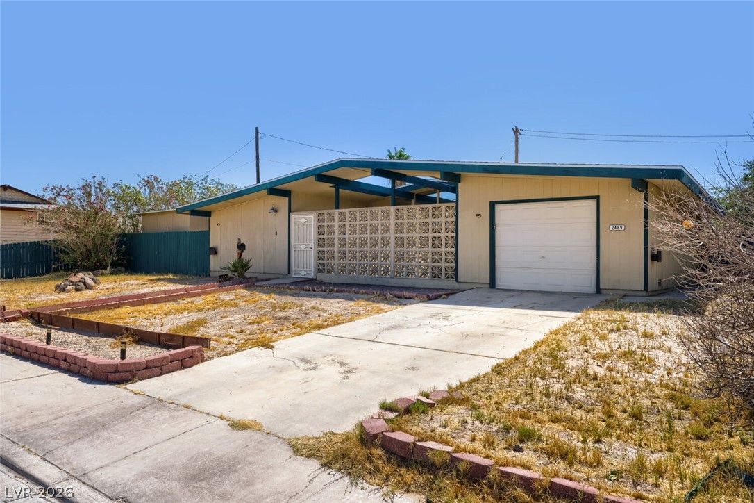 2469 Tournament Street — photo 2